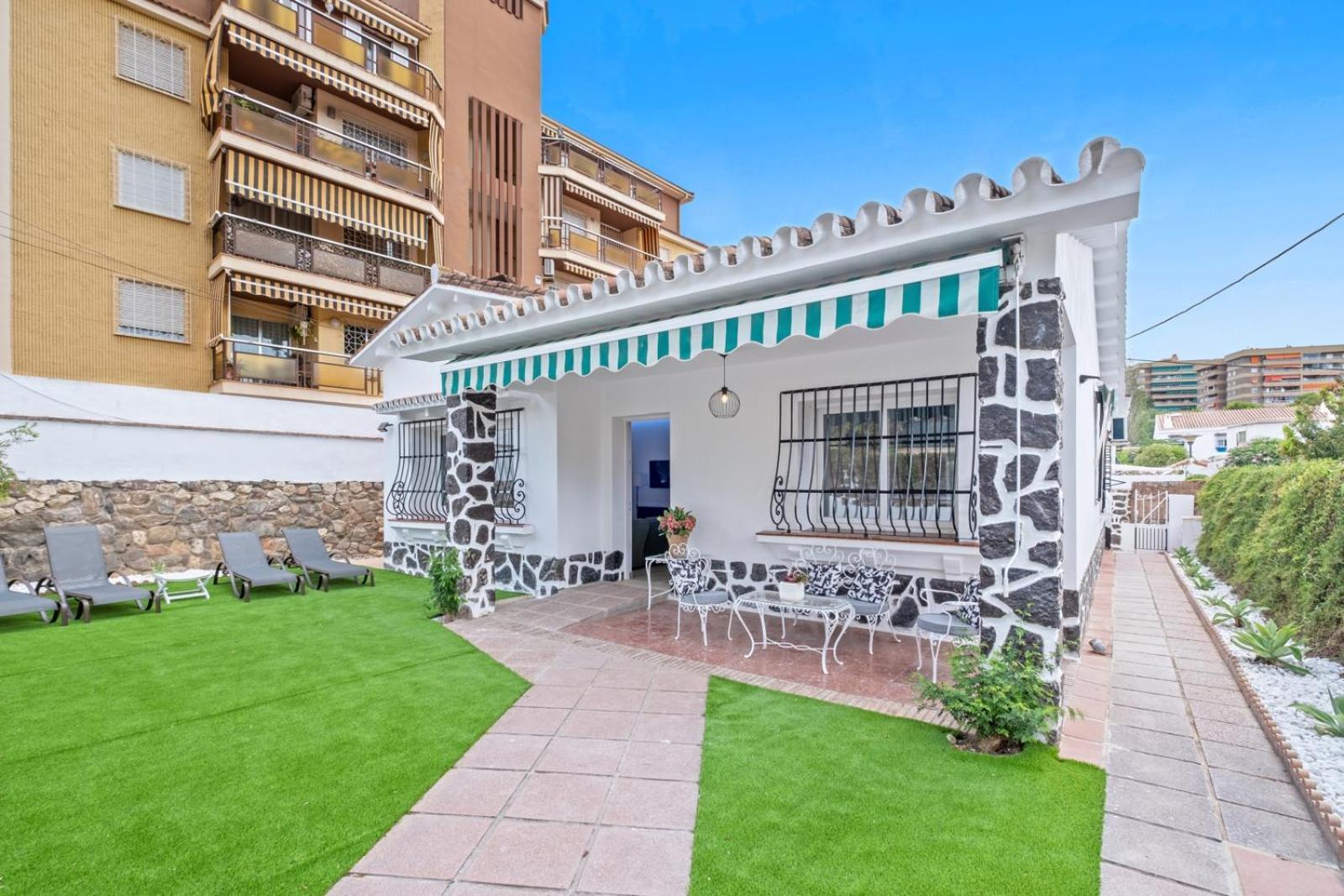 Villa Irene - Biznaga Rental Homes Малага Экстерьер фото